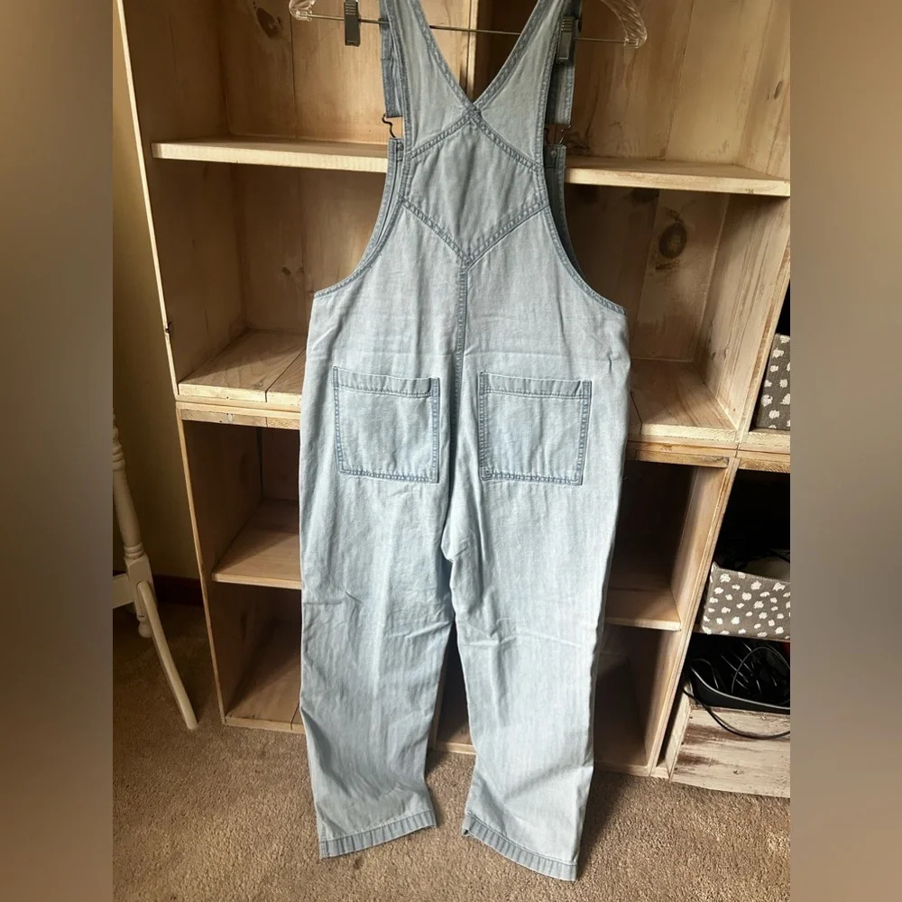 Universal Thread Light Wash Denim Overalls - Picture 10 of 11